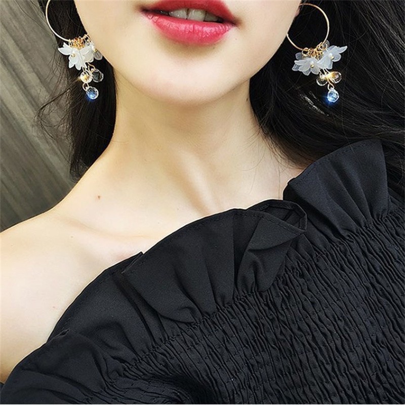 Pendientes de gota de flor bla - Women Accessories Dropshipping reseña y precio