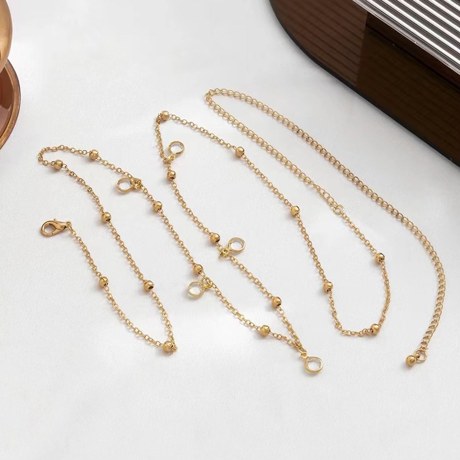 Cadenas minimalistas para el v - Women Accessories Dropshipping reseña y precio